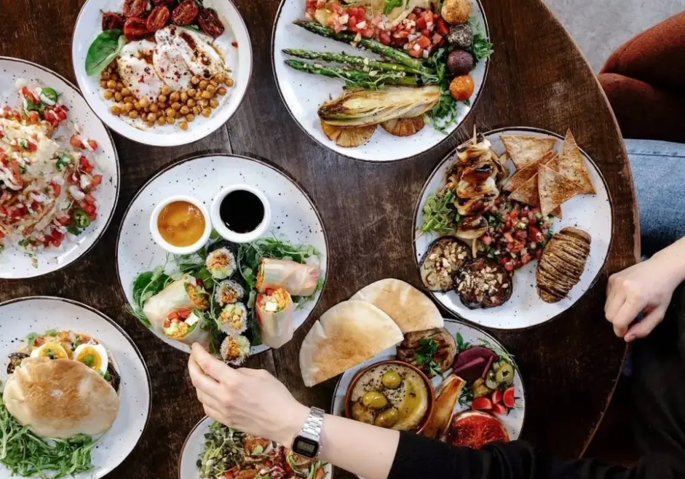 Najlepsze wege restauracje w Łodzi - kompletna lista wegetariańskich lokali