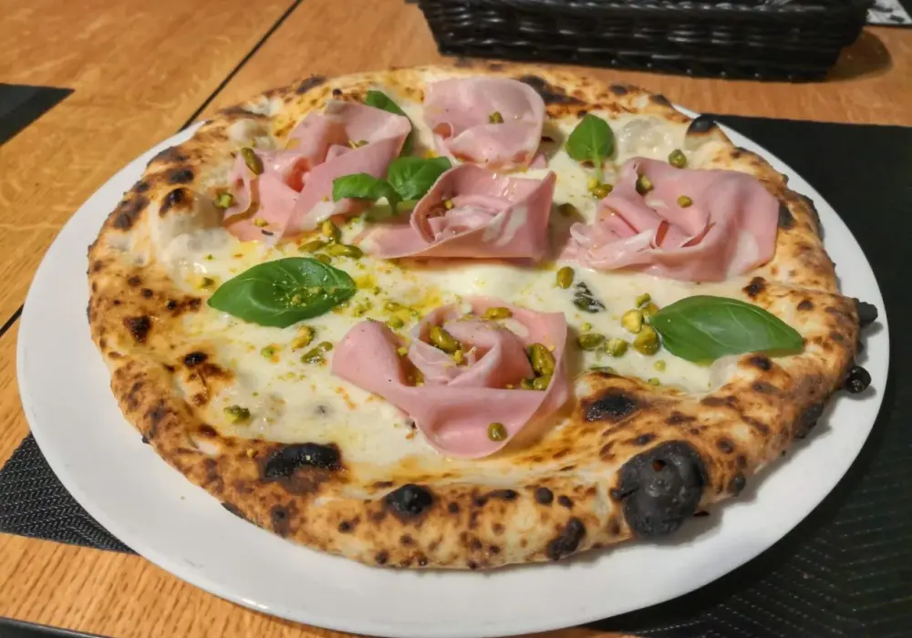 Najlepsza pizza na Śląsku – gdzie warto zjeść i uniknąć rozczarowania
