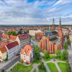 Legnica zwiedzanie: 10 atrakcji, które musisz zobaczyć