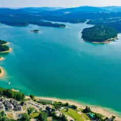Jezioro Solina: Top Atrakcje i Rozrywki dla Całej Rodziny