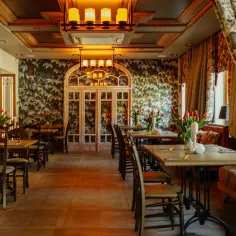 Najlepsze miejsca na obiad w Srebrnej Górze - smaczne restauracje