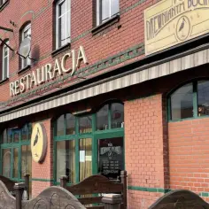Pod Drewnianym Bocianem Katowice: Kulinarna Oaza na Gliwickiej 49