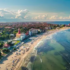 Ustka: Co Można Zwiedzić w Jeden Dzień? Przewodnik po Nadmorskim Kurorcie