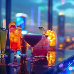 Najlepsze drinki w Poznaniu: gdzie napić się wybornych koktajli