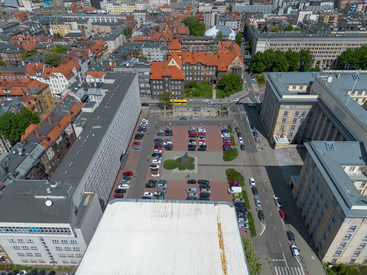 Plac Sejmu Śląskiego Katowice z lotu ptaka