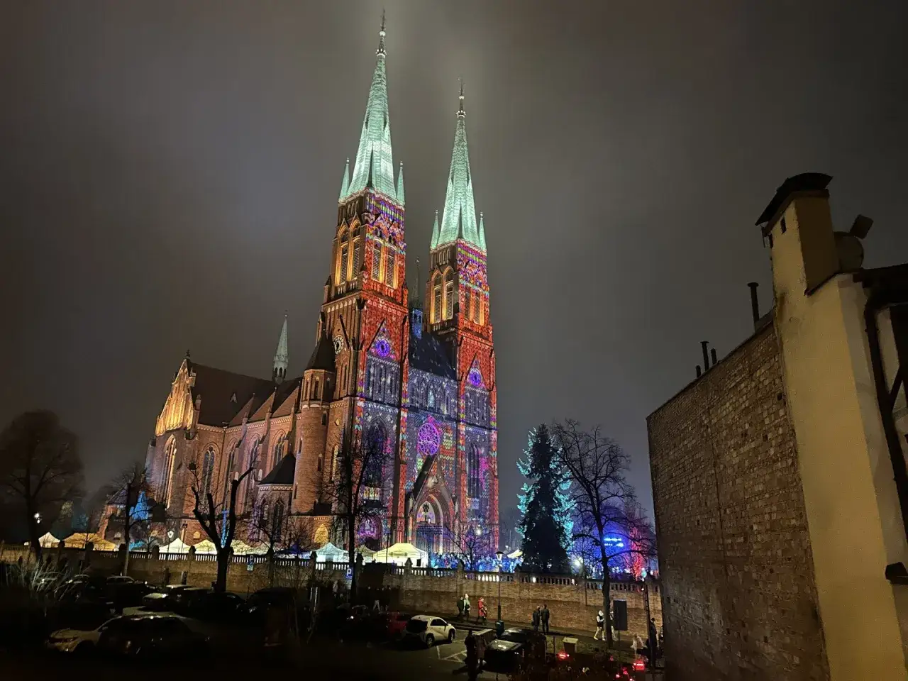Neogotyckie detale Bazyliki św. Antoniego Rybnik