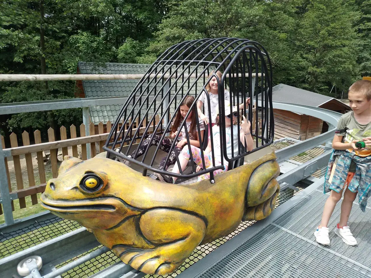 Aleja Bajkowa Leśny Park Niespodzianek Ustroń