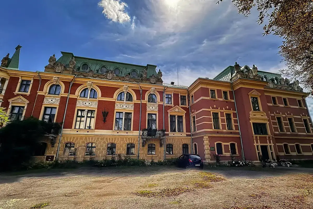 Pałac Dietla Sosnowiec z zewnątrz