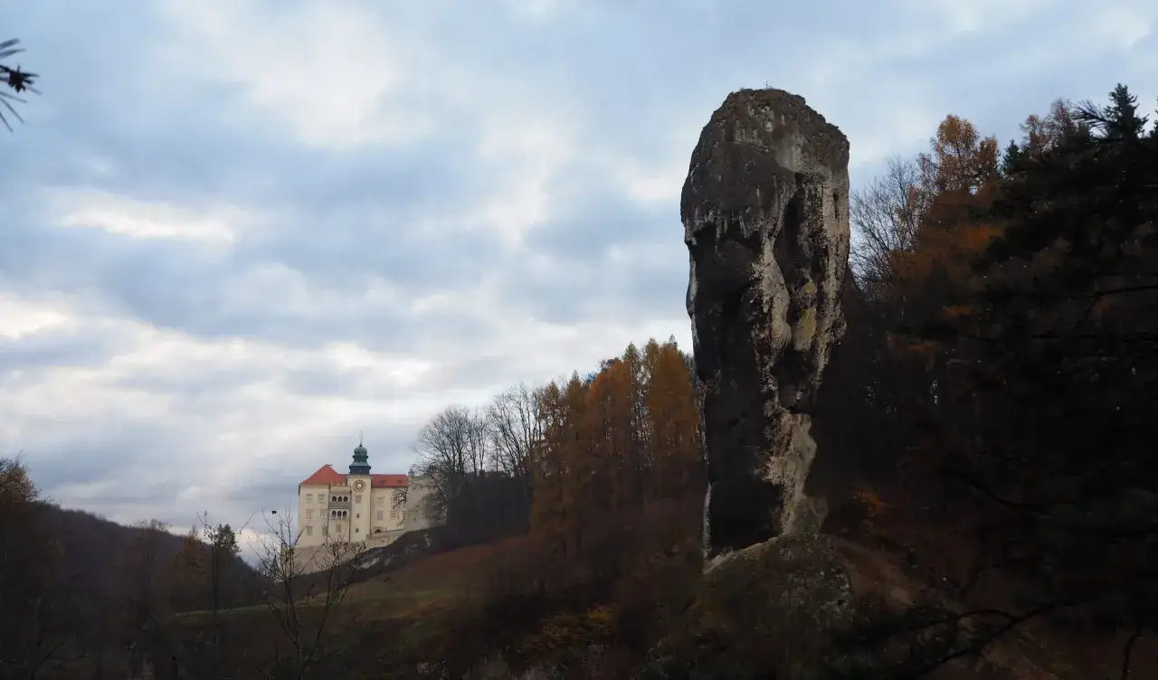 Maczuga Herkulesa i Zamek Pieskowa Skała