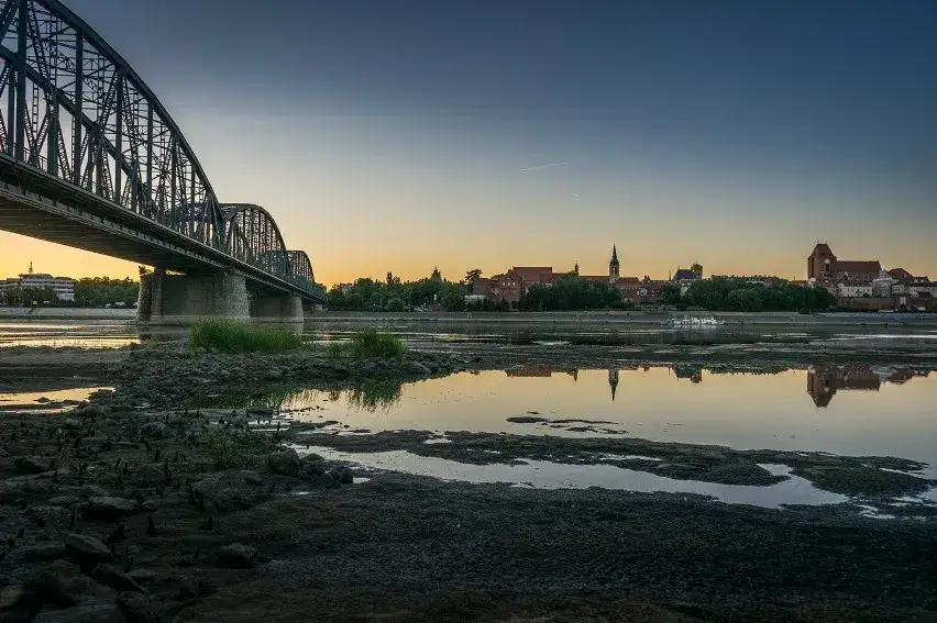 Zdjęcie Wschody i zachody słońca w Toruniu: Kiedy najdłuższy dzień?