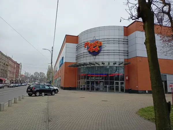 Punkt 44 Katowice: Kino, kręgle, IMAX. Jak zaplanować wizytę?