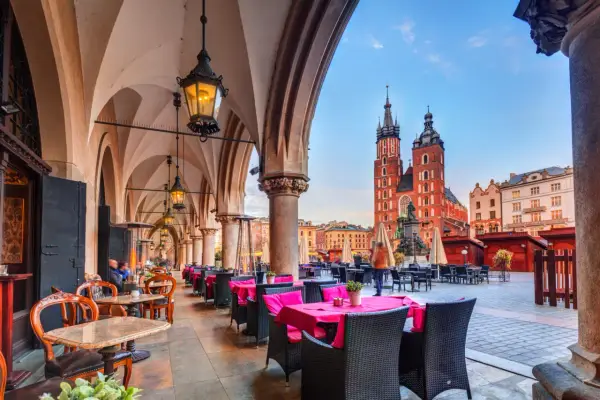 Najlepsze restauracje na Starym Rynku w Krakowie: 6 topowych miejsc